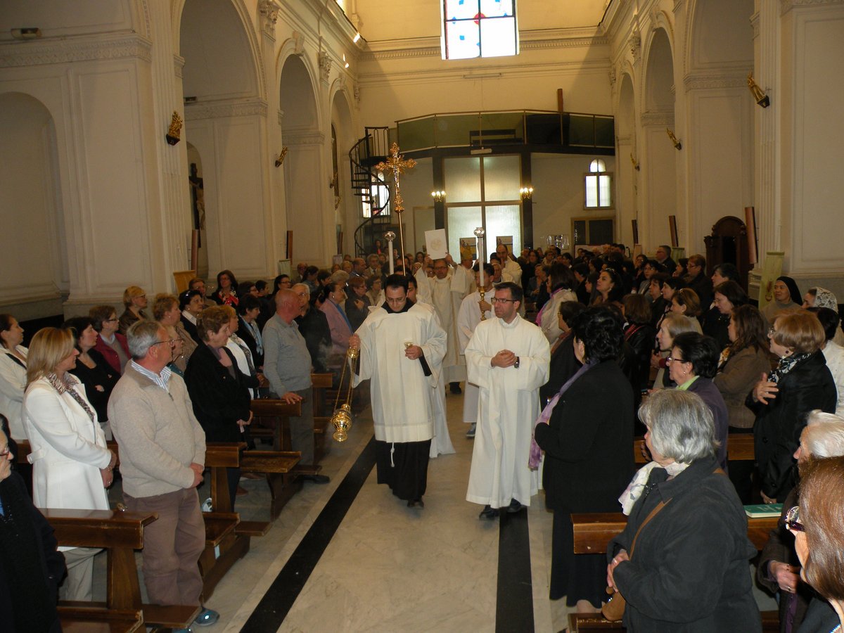 18-04-2013-messa-processione-eucaristica-00022.JPG