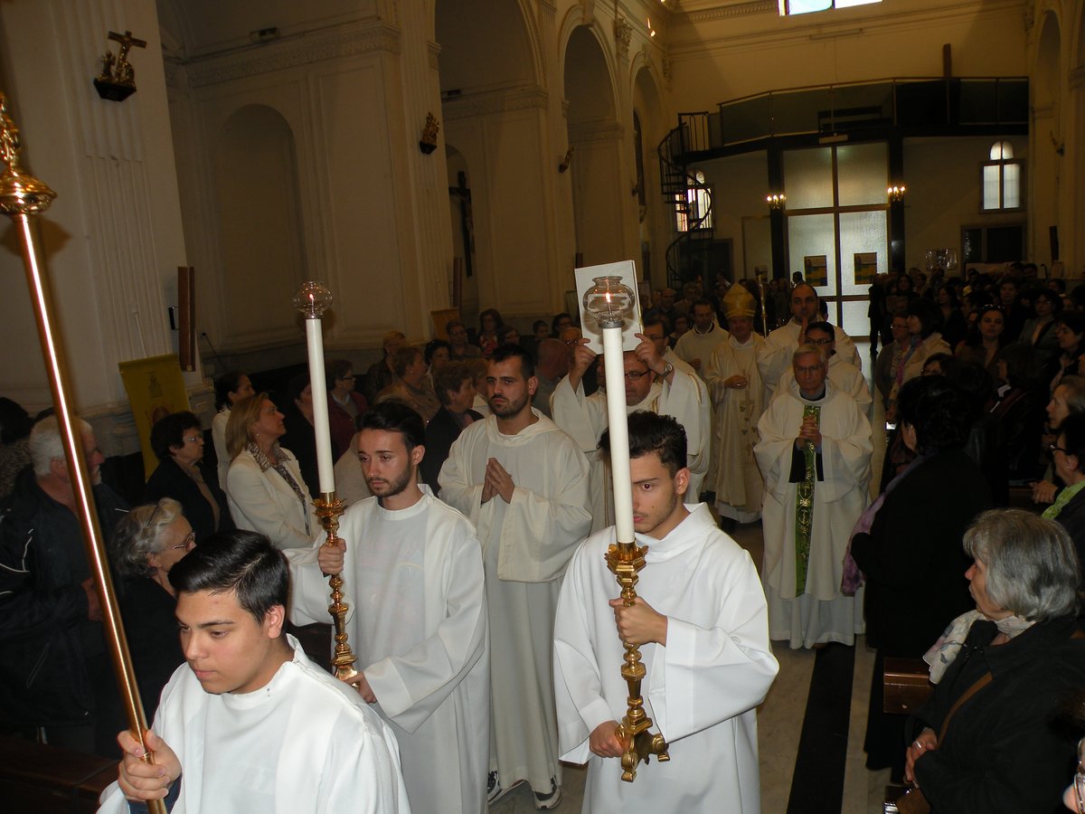 18-04-2013-messa-processione-eucaristica-00023.JPG