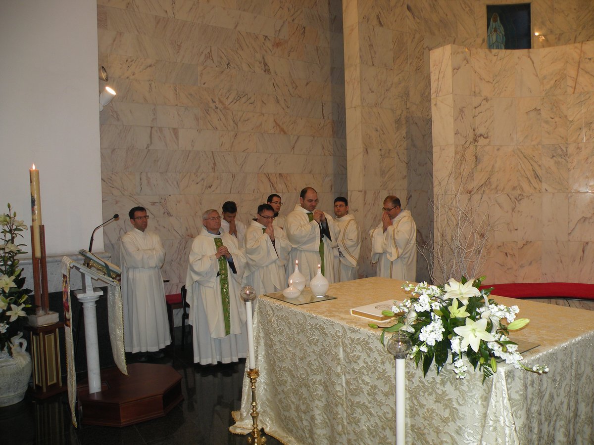 18-04-2013-messa-processione-eucaristica-00032.JPG