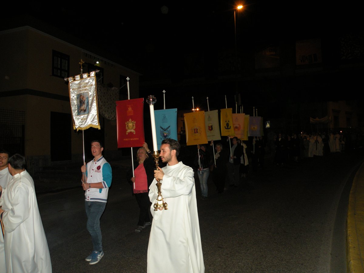 18-04-2013-messa-processione-eucaristica-00086.JPG