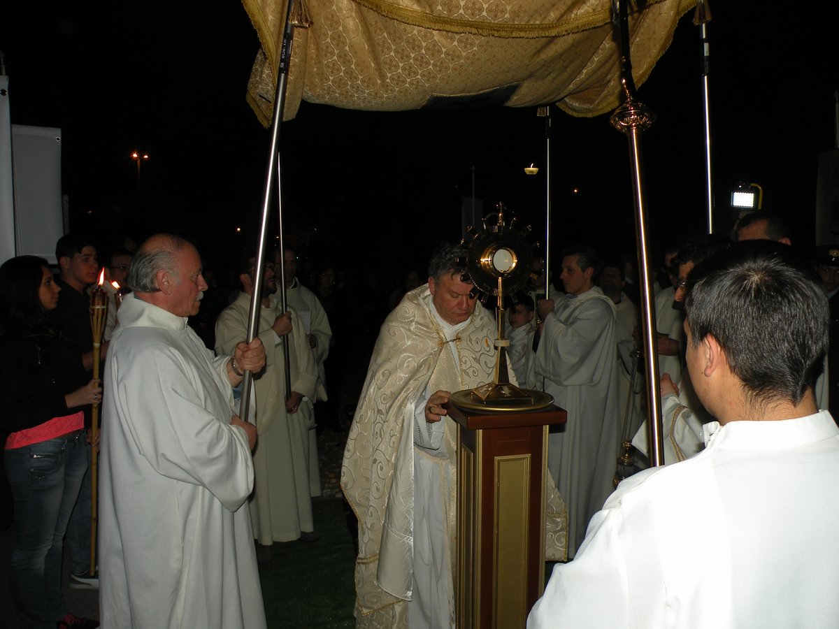 18-04-2013-messa-processione-eucaristica-00122.JPG