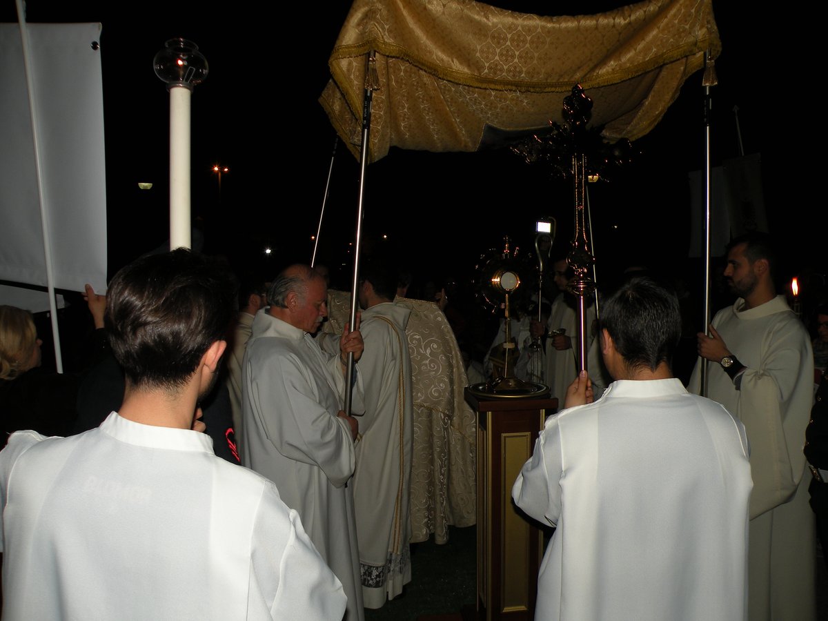 18-04-2013-messa-processione-eucaristica-00133.JPG