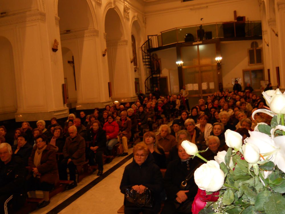 8-12-2011-messa-processione-020