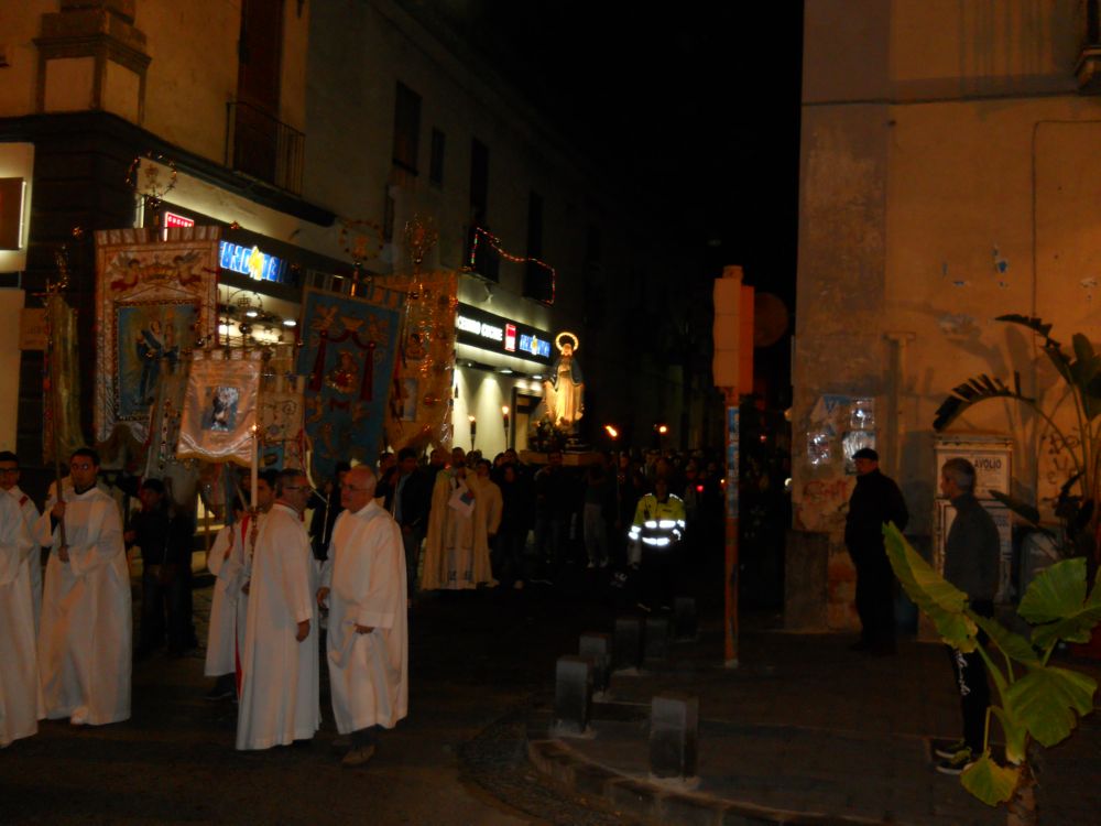8-12-2011-messa-processione-150