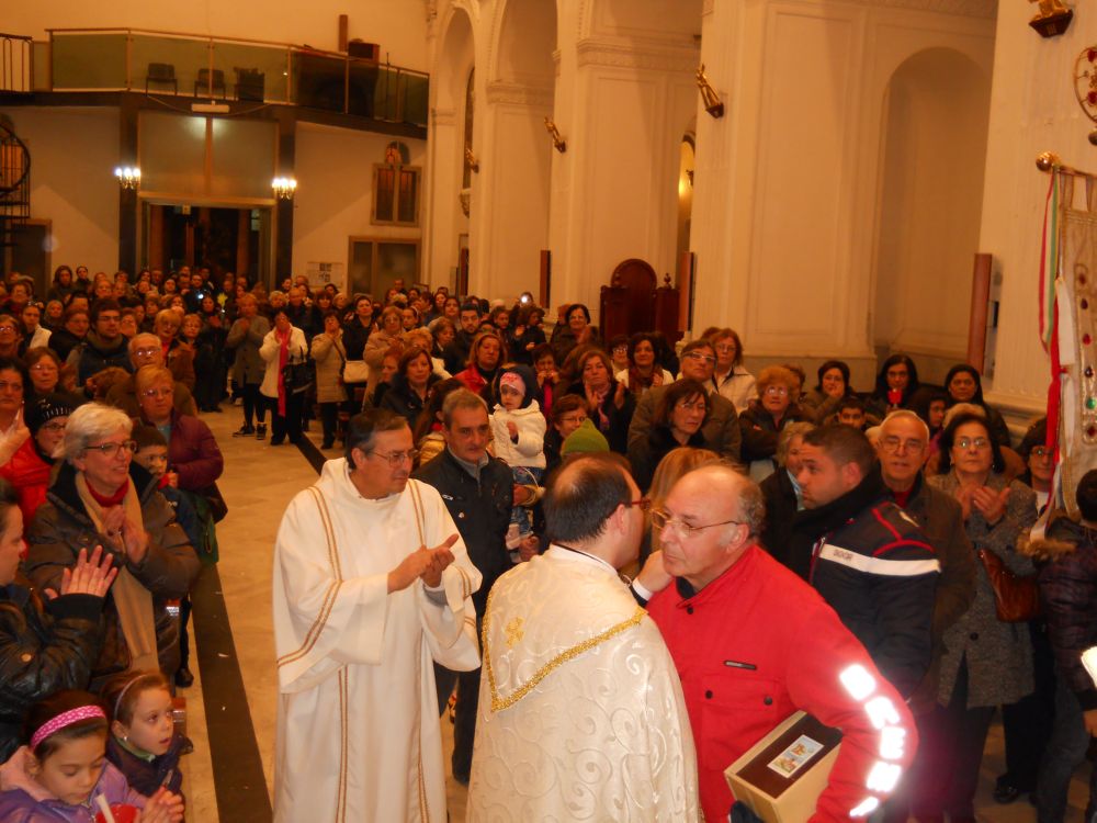 8-12-2011-messa-processione-230