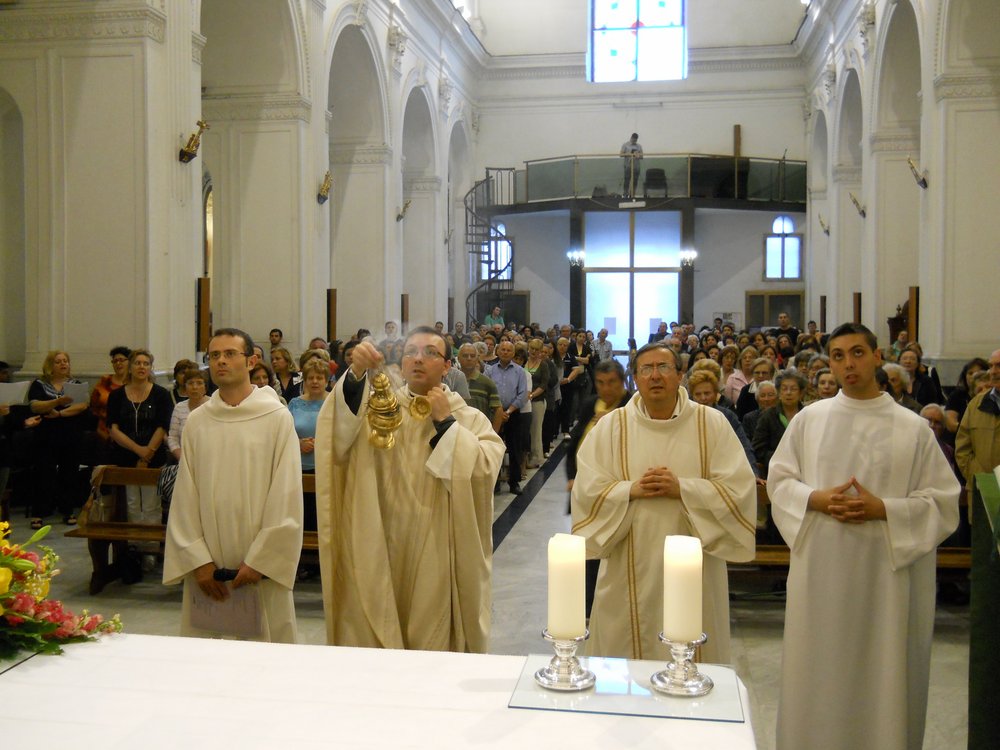 02-06-2012-santa-trinita-00089.JPG