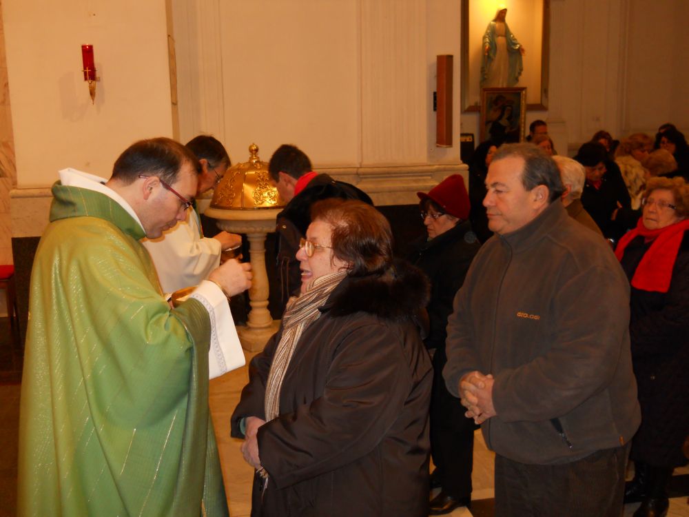11-02-2012-madonna-lourdesI-0083