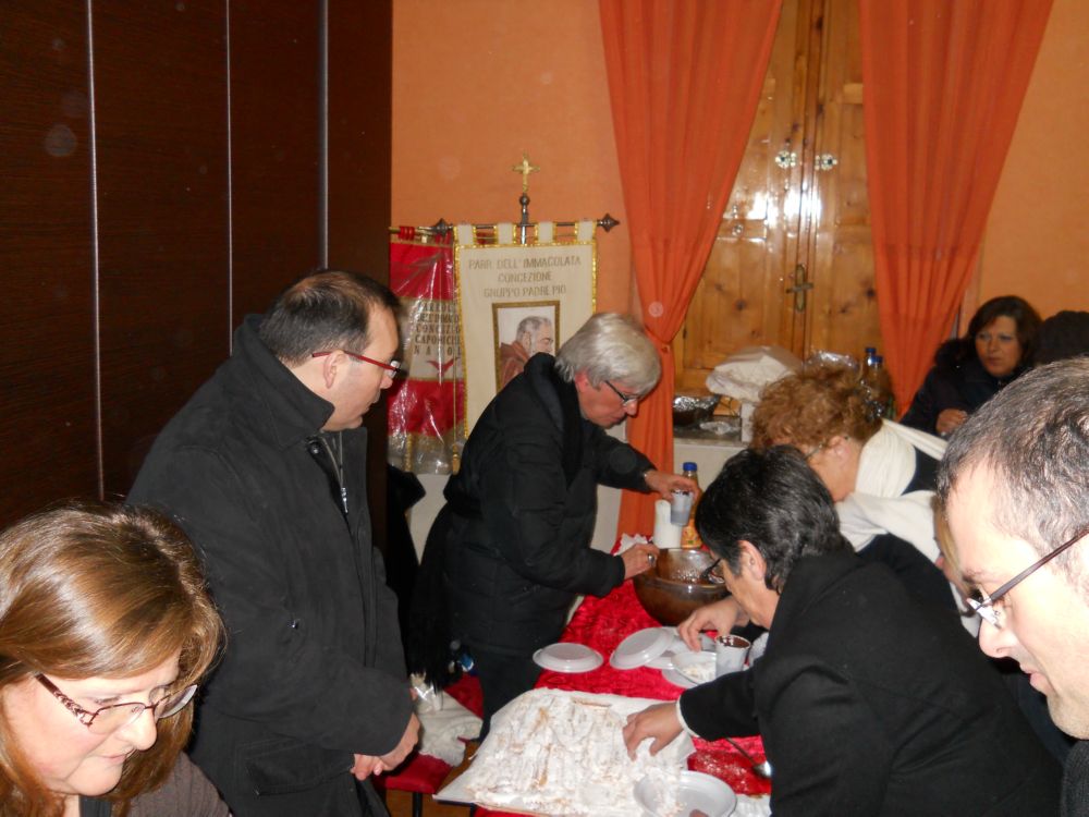 11-02-2012-madonna-lourdesI-0112