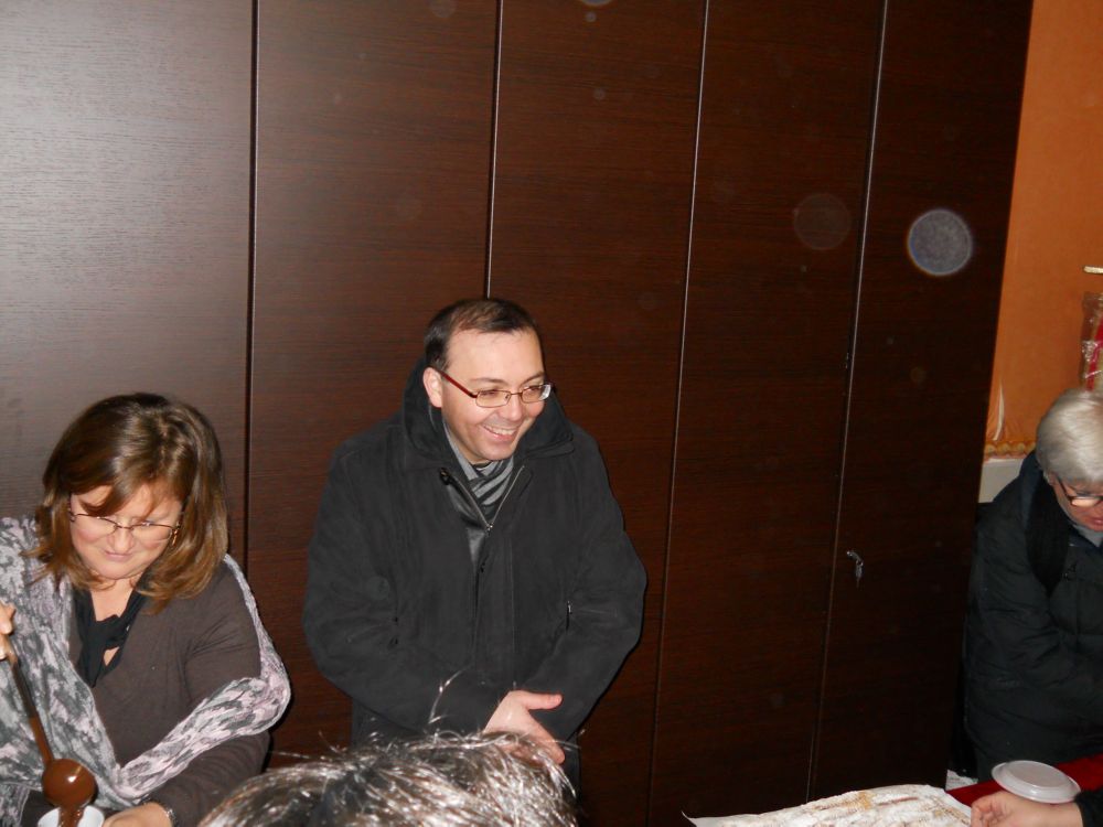 11-02-2012-madonna-lourdesI-0113