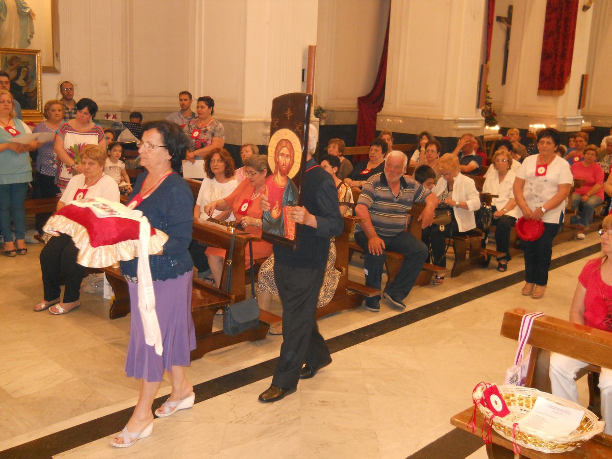sacro-cuore-15-06-2012-00059.JPG