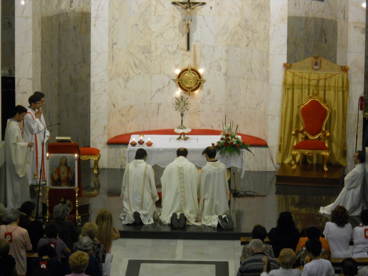 sacro-cuore-15-06-2012-00101.JPG