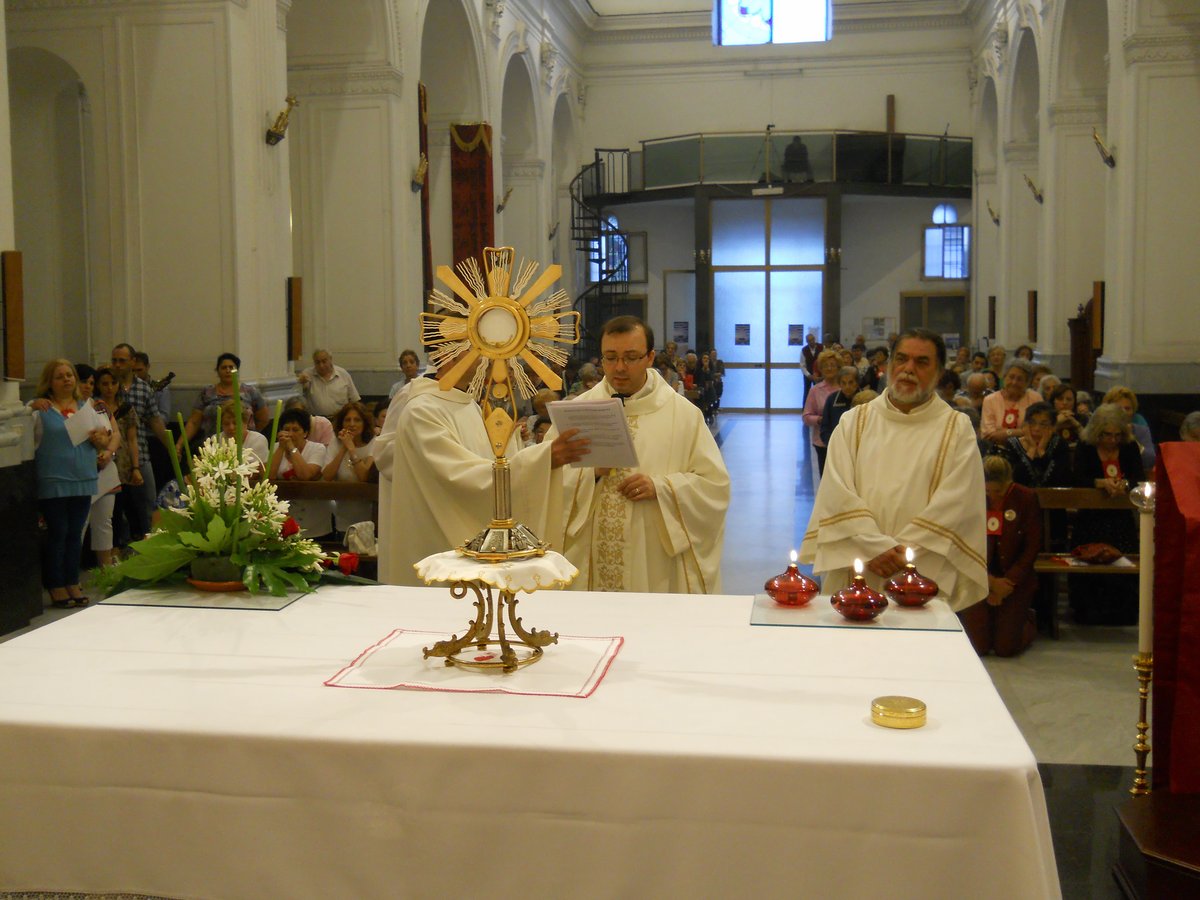 sacro-cuore-15-06-2012-00109.JPG