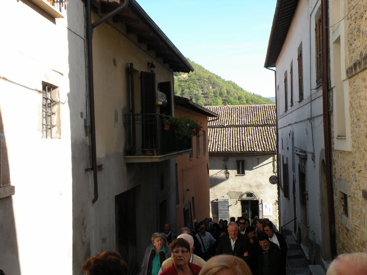 2012-assisi-cascia-00016.JPG