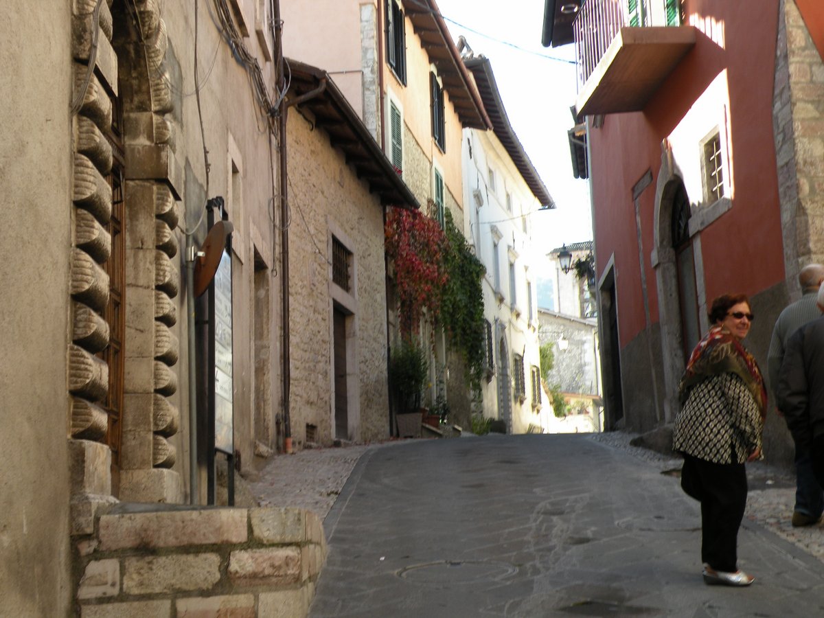 2012-assisi-cascia-00018.JPG