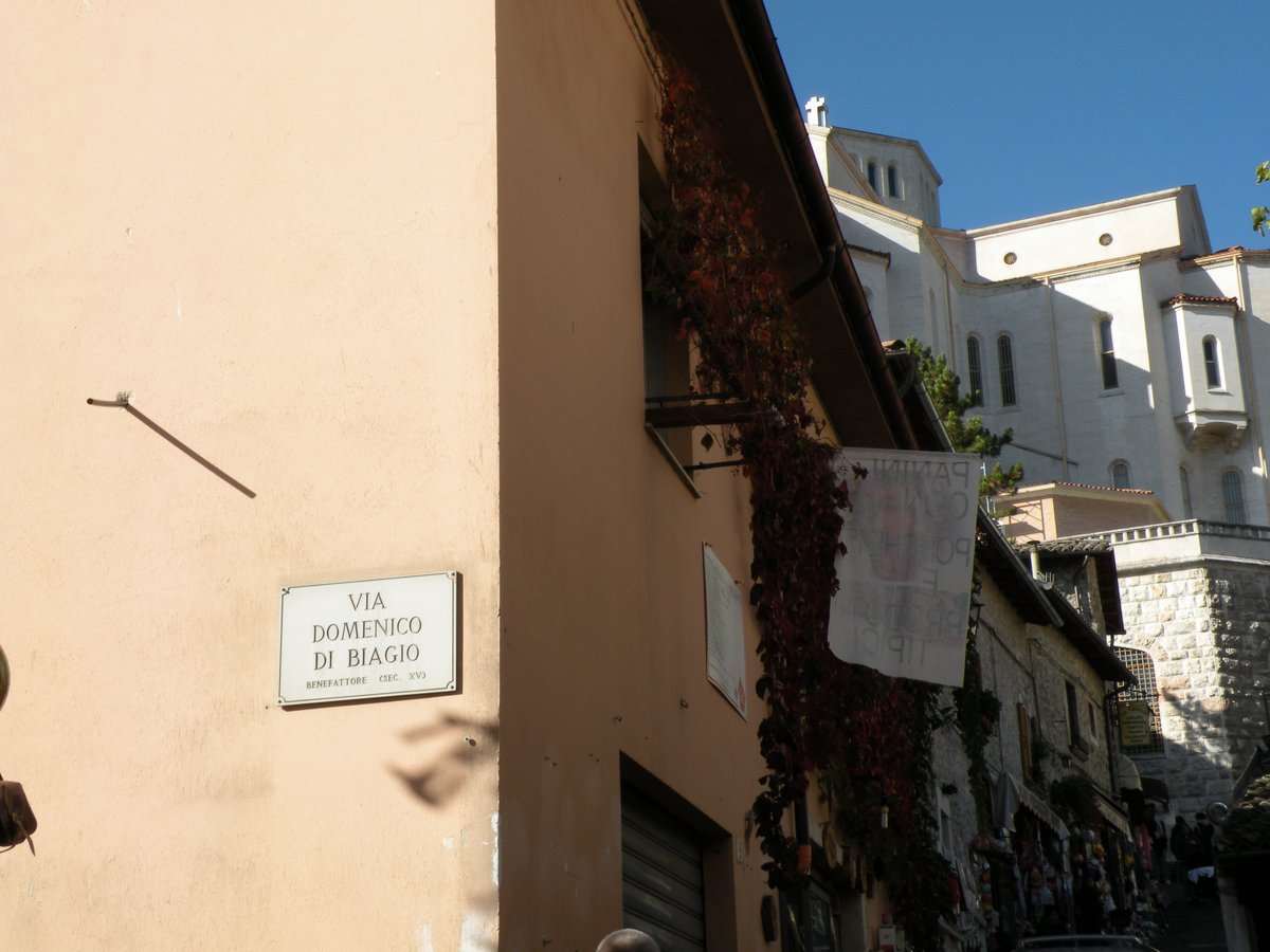 2012-assisi-cascia-00021.JPG