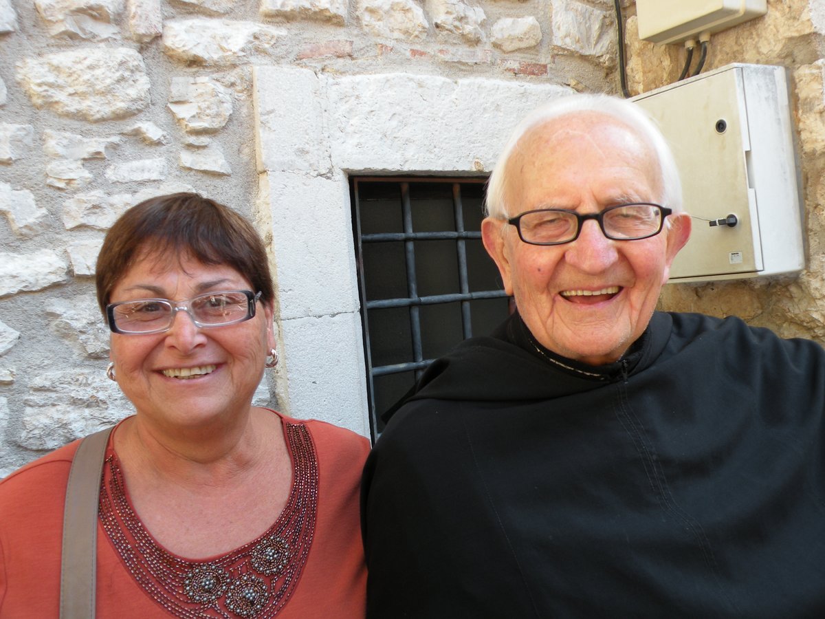 2012-assisi-cascia-00052.JPG