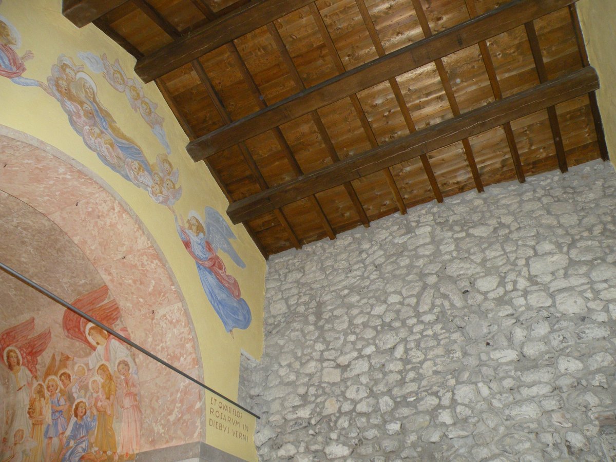 2012-assisi-cascia-00105.JPG
