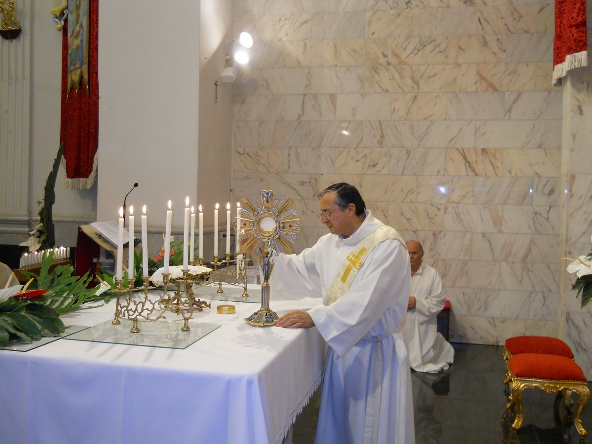2012-mercoledi-quarantore-00046.JPG