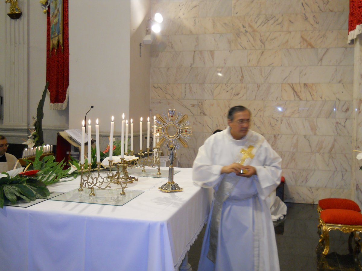 2012-mercoledi-quarantore-00047.JPG
