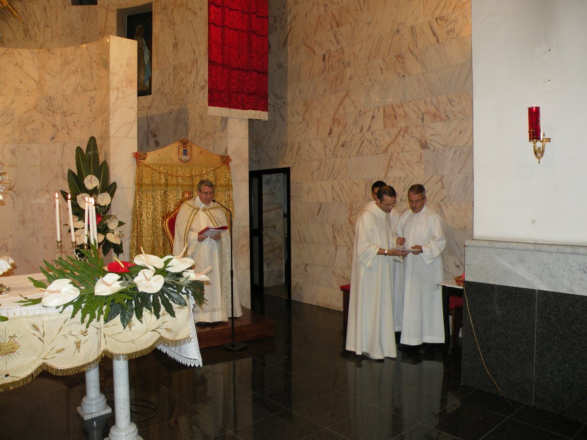 2012-giovedi-quarantore-00020.JPG