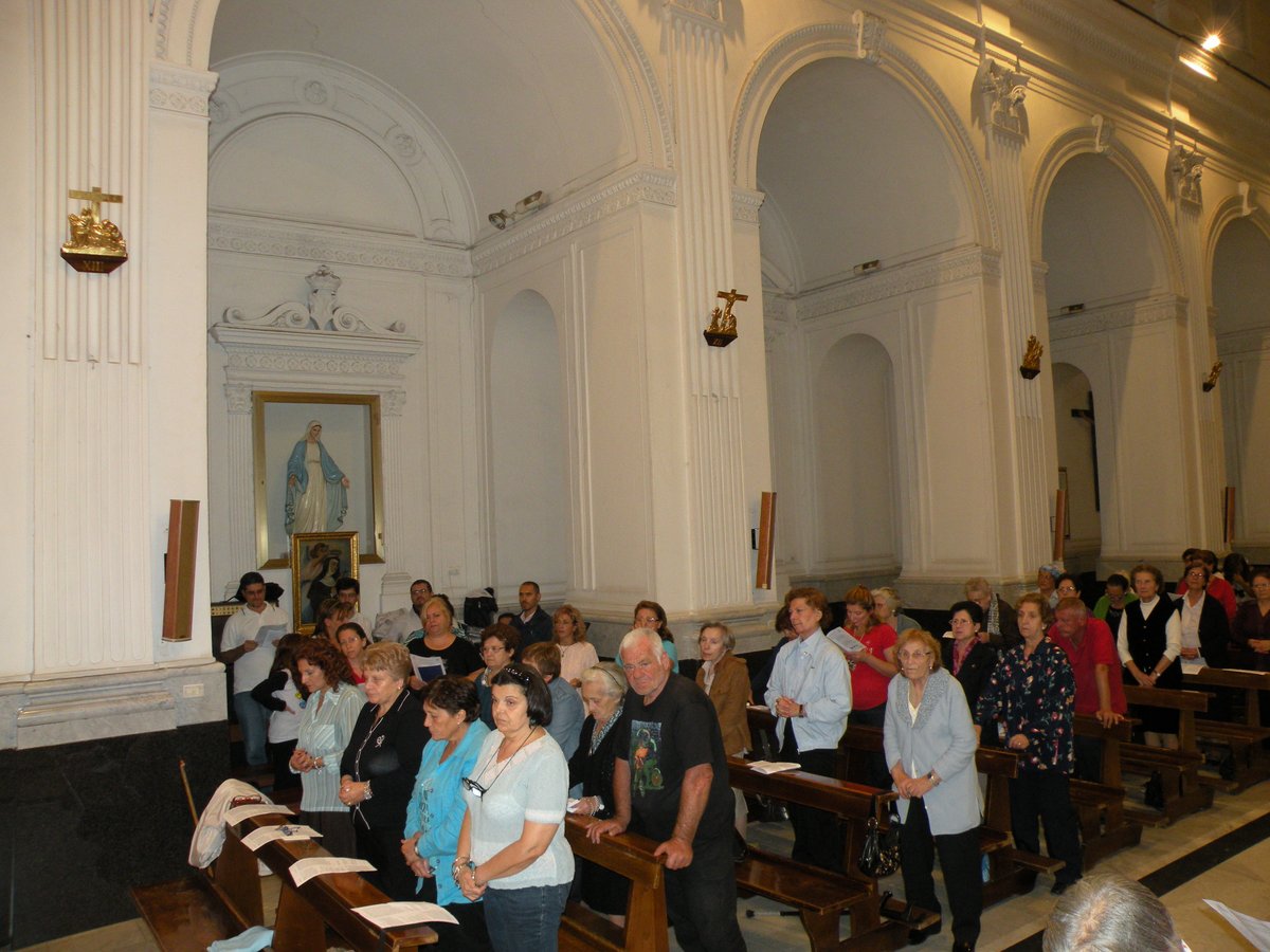 2012-giovedi-quarantore-00022.JPG