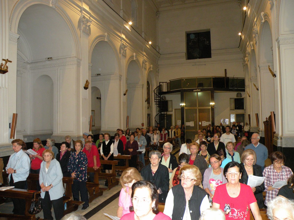 2012-giovedi-quarantore-00023.JPG