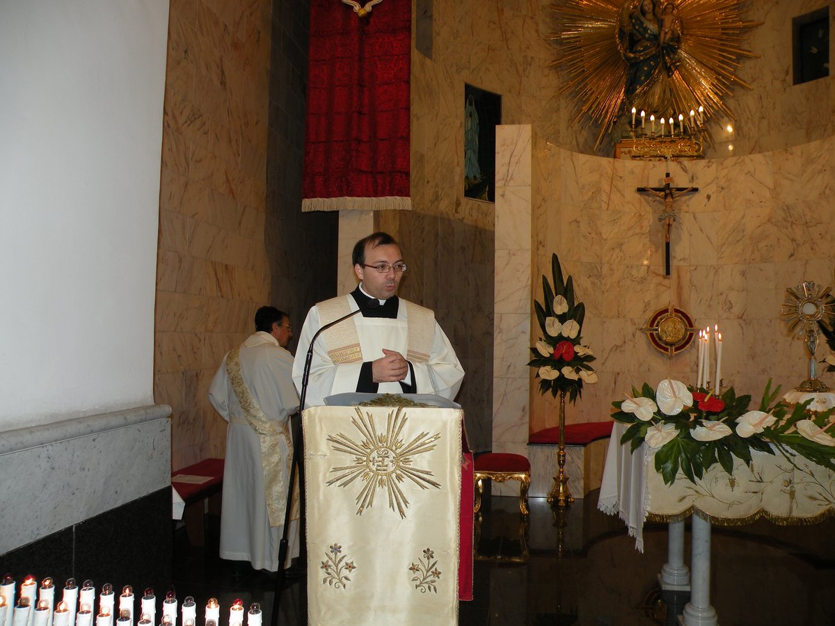 2012-giovedi-quarantore-00028.JPG