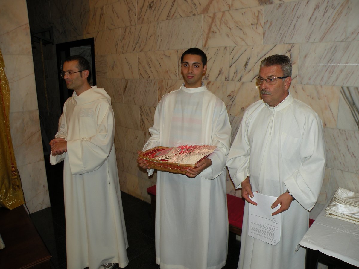 2012-giovedi-quarantore-00030.JPG