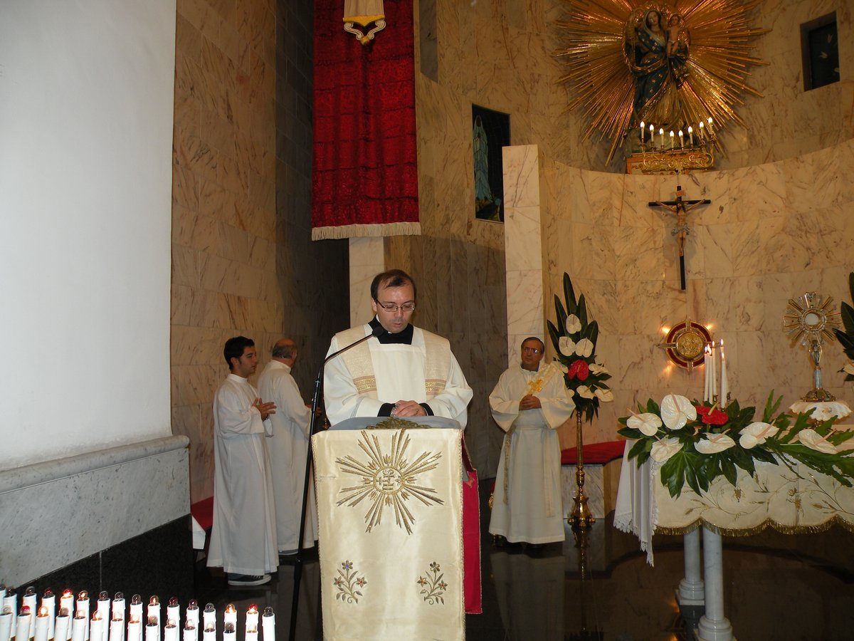 2012-giovedi-quarantore-00044.JPG