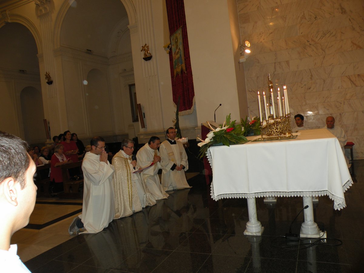 2012-giovedi-quarantore-00058.JPG