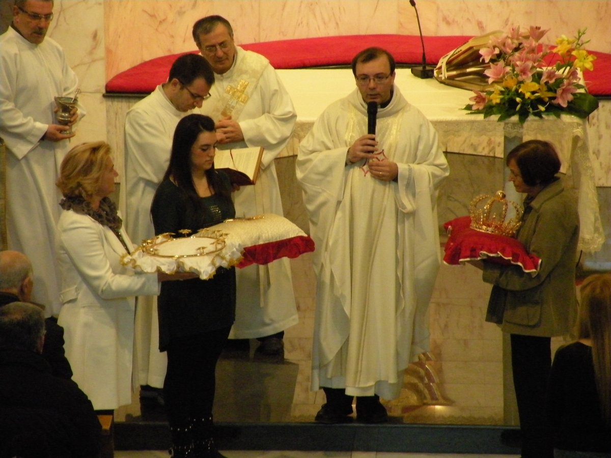 25-11-2012-corona-stellario-madonna-00003.JPG