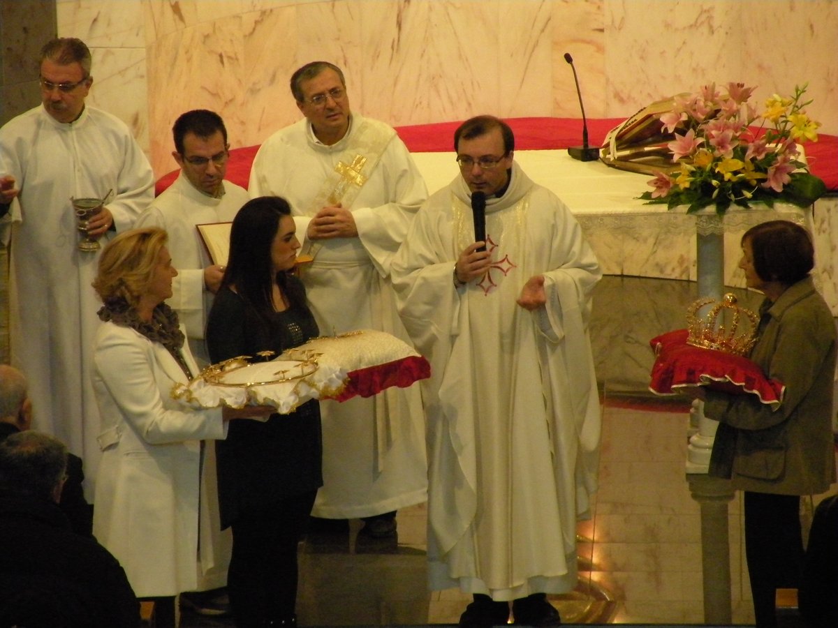 25-11-2012-corona-stellario-madonna-00005.JPG