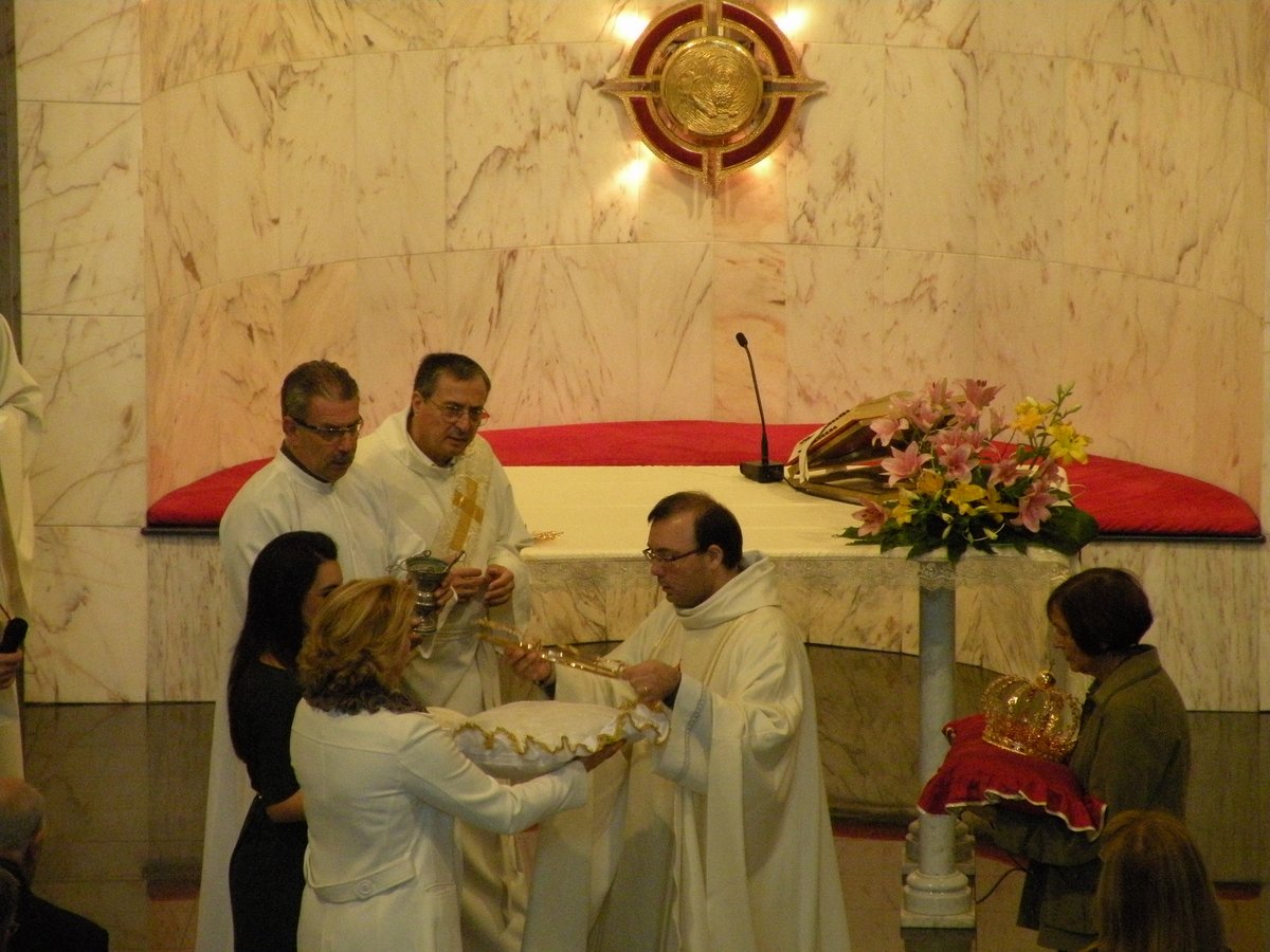 25-11-2012-corona-stellario-madonna-00019.JPG