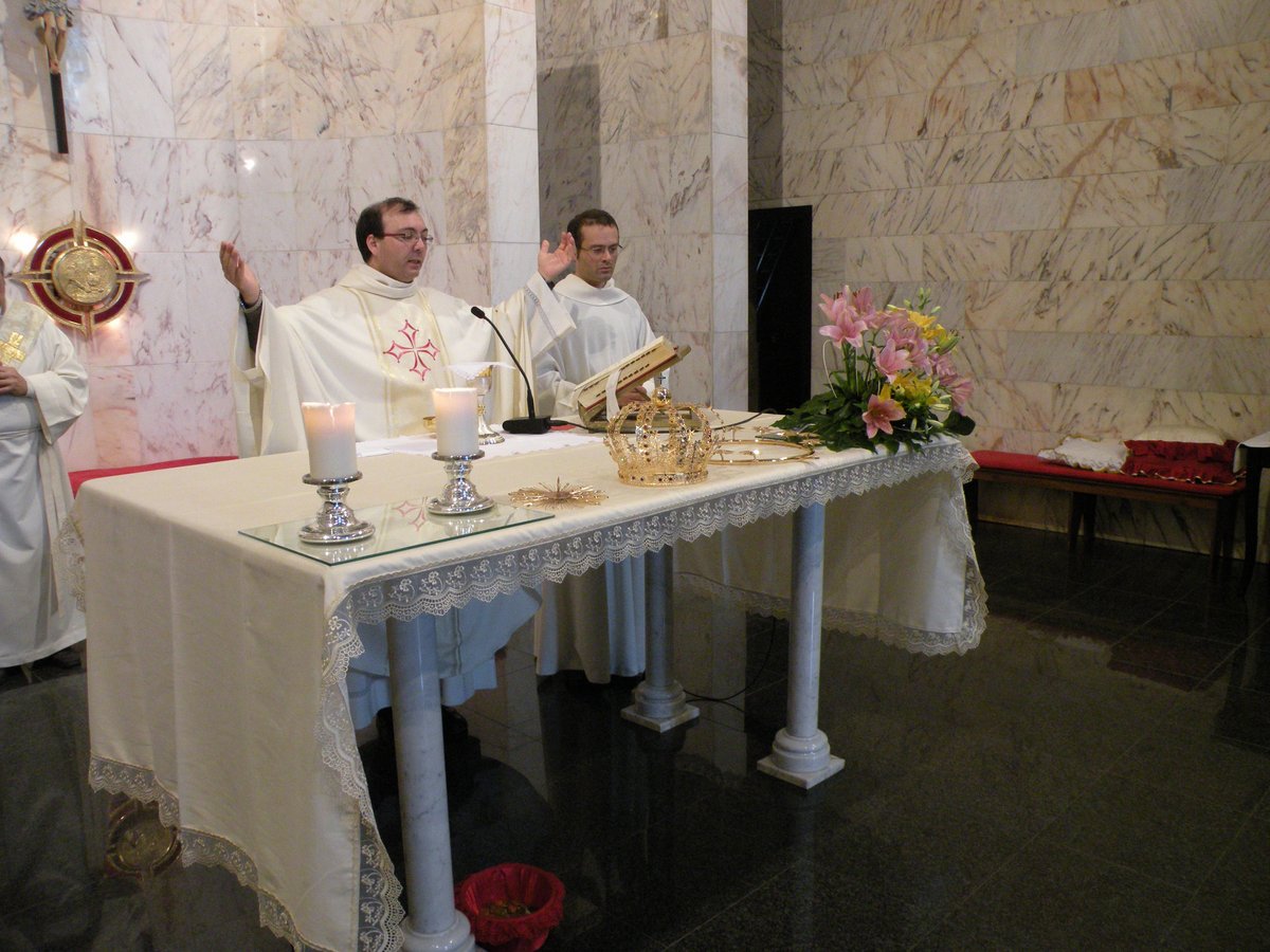 25-11-2012-corona-stellario-madonna-00030.JPG