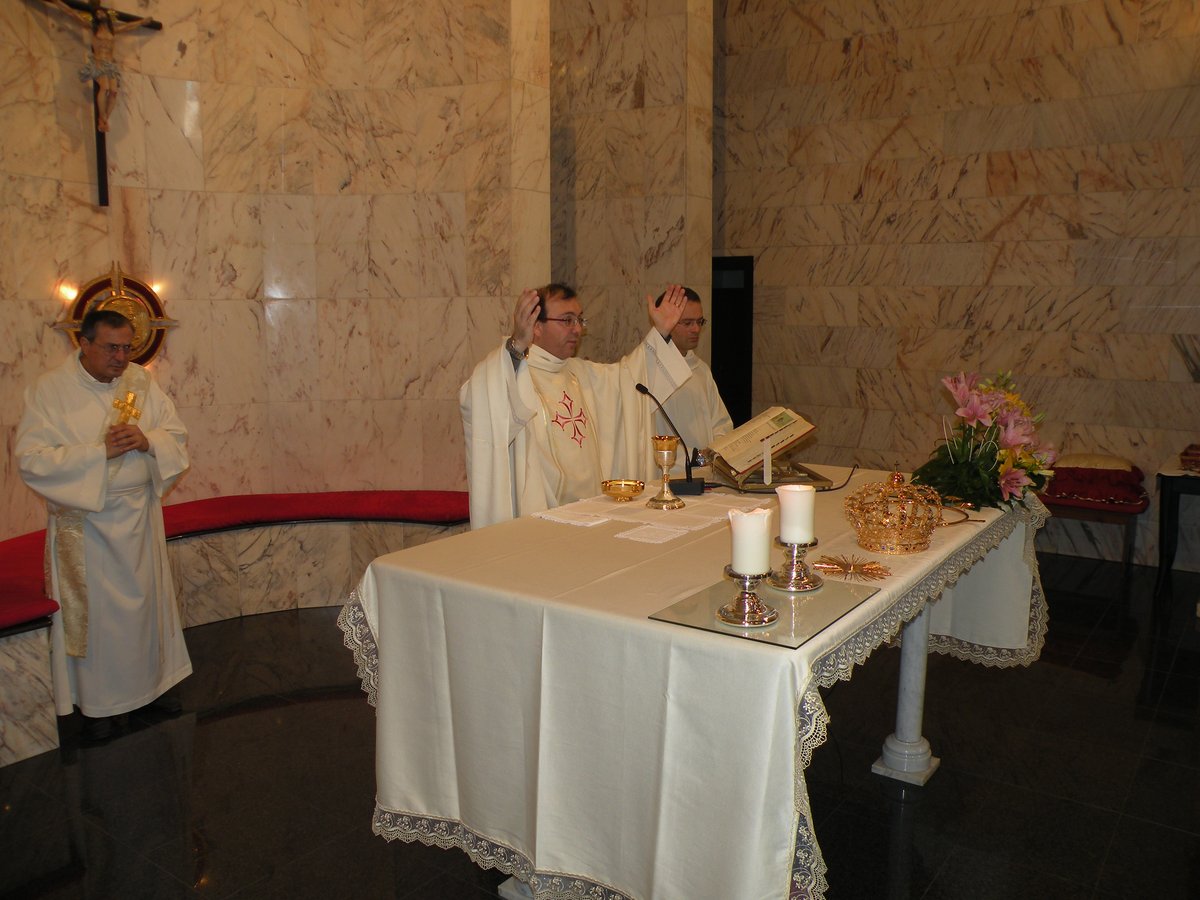 25-11-2012-corona-stellario-madonna-00033.JPG