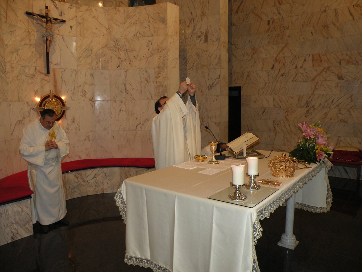 25-11-2012-corona-stellario-madonna-00036.JPG