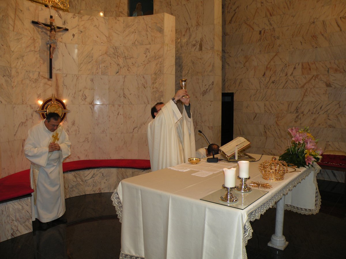 25-11-2012-corona-stellario-madonna-00038.JPG