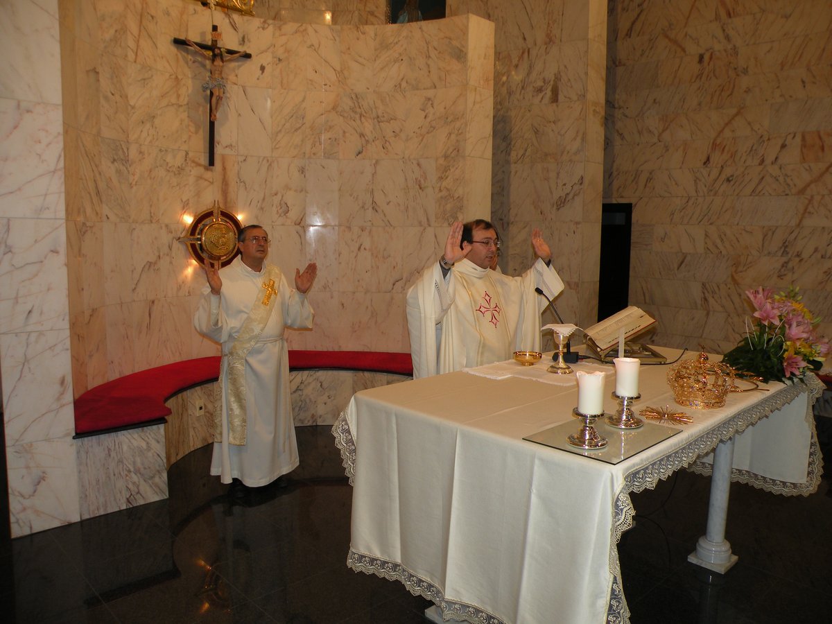 25-11-2012-corona-stellario-madonna-00040.JPG