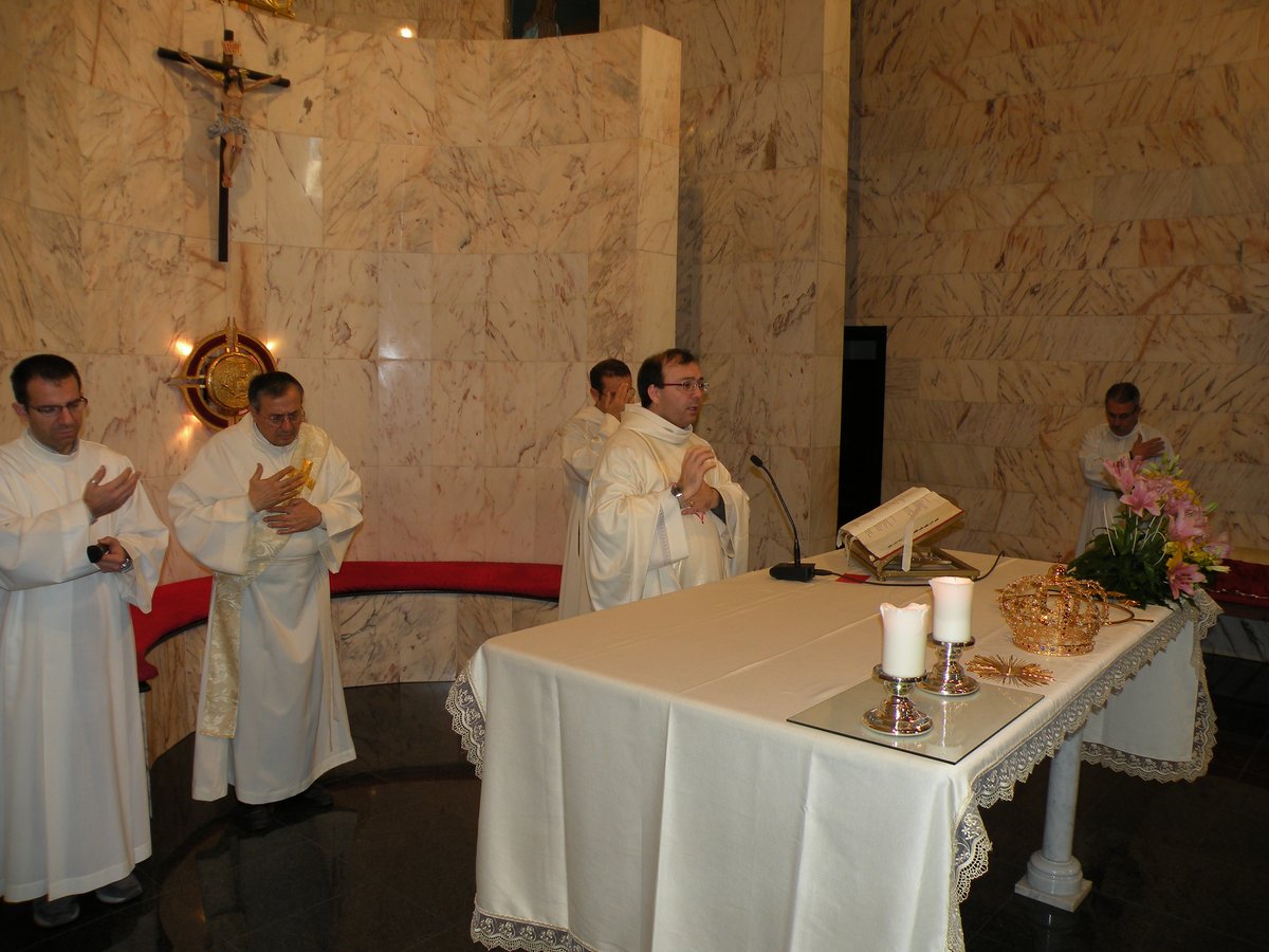 25-11-2012-corona-stellario-madonna-00056.JPG