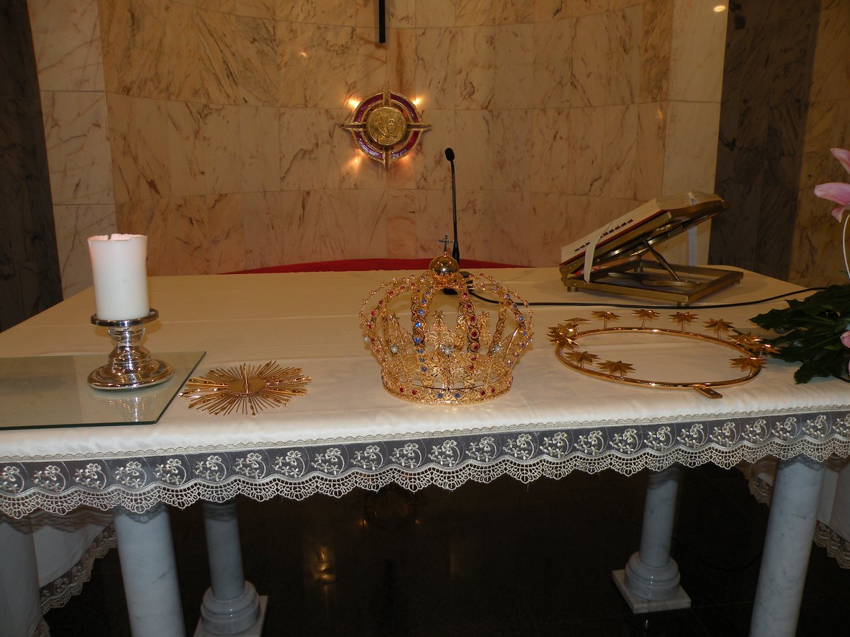 25-11-2012-corona-stellario-madonna-00057.JPG