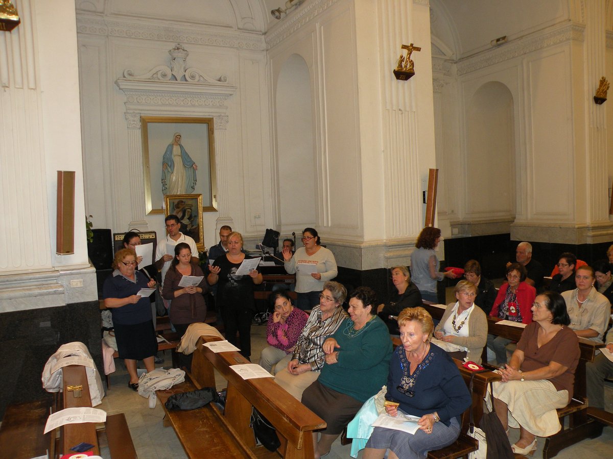 2012-venerdi-quarantore-00028.JPG