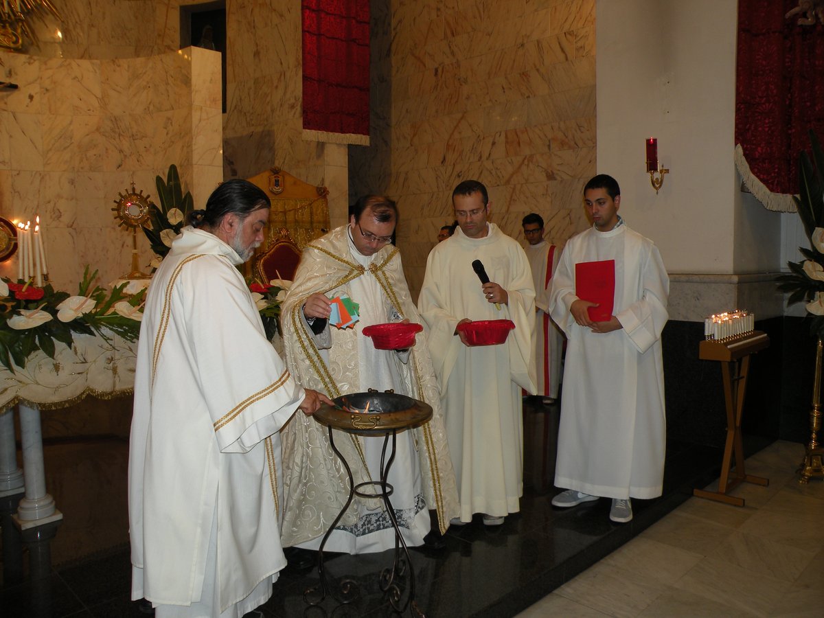 2012-venerdi-quarantore-00031.JPG