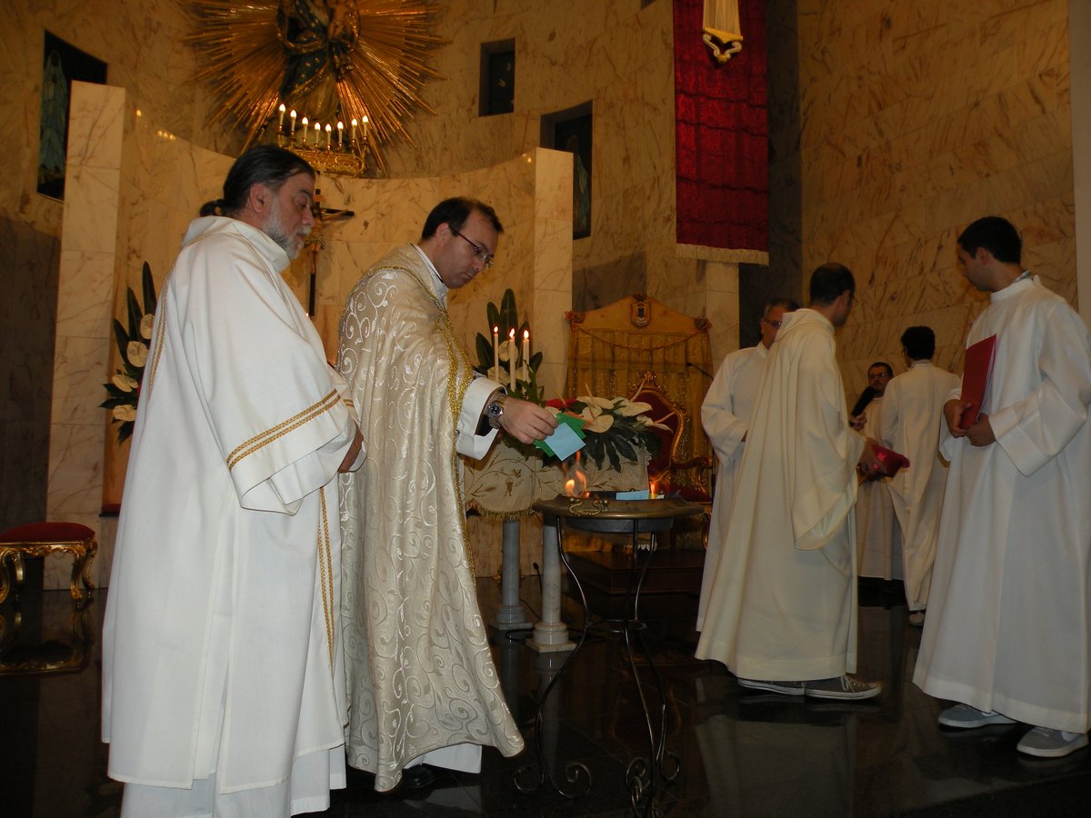 2012-venerdi-quarantore-00032.JPG