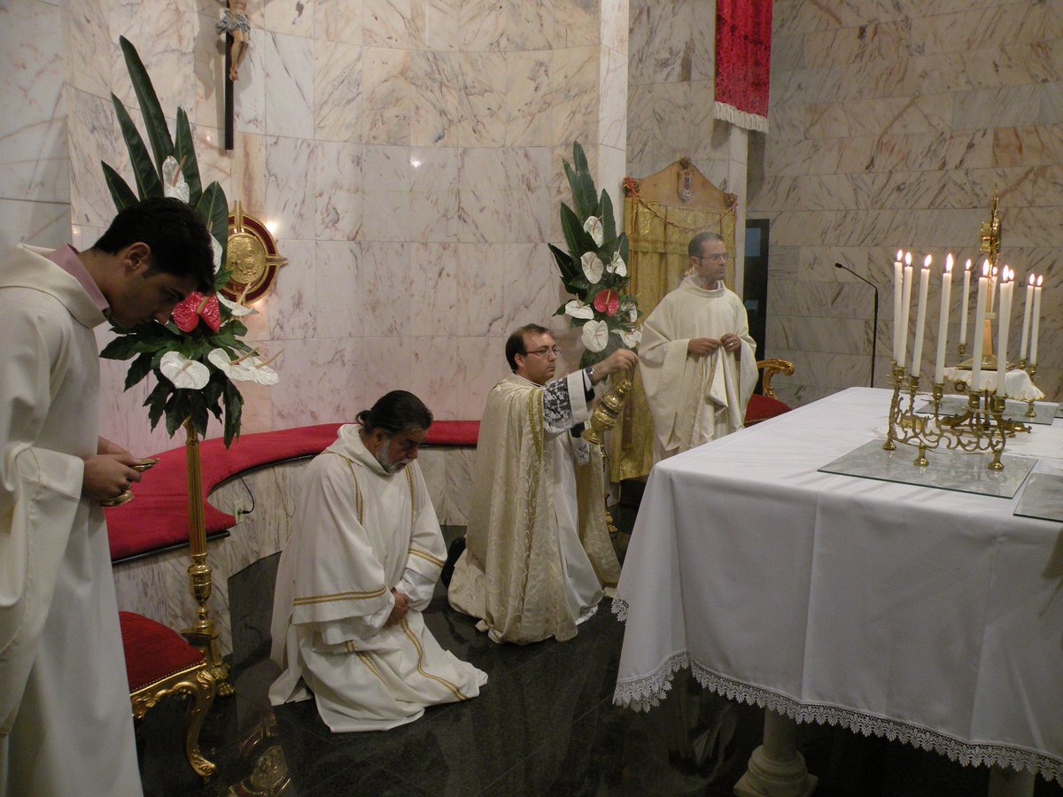 2012-venerdi-quarantore-00039.JPG