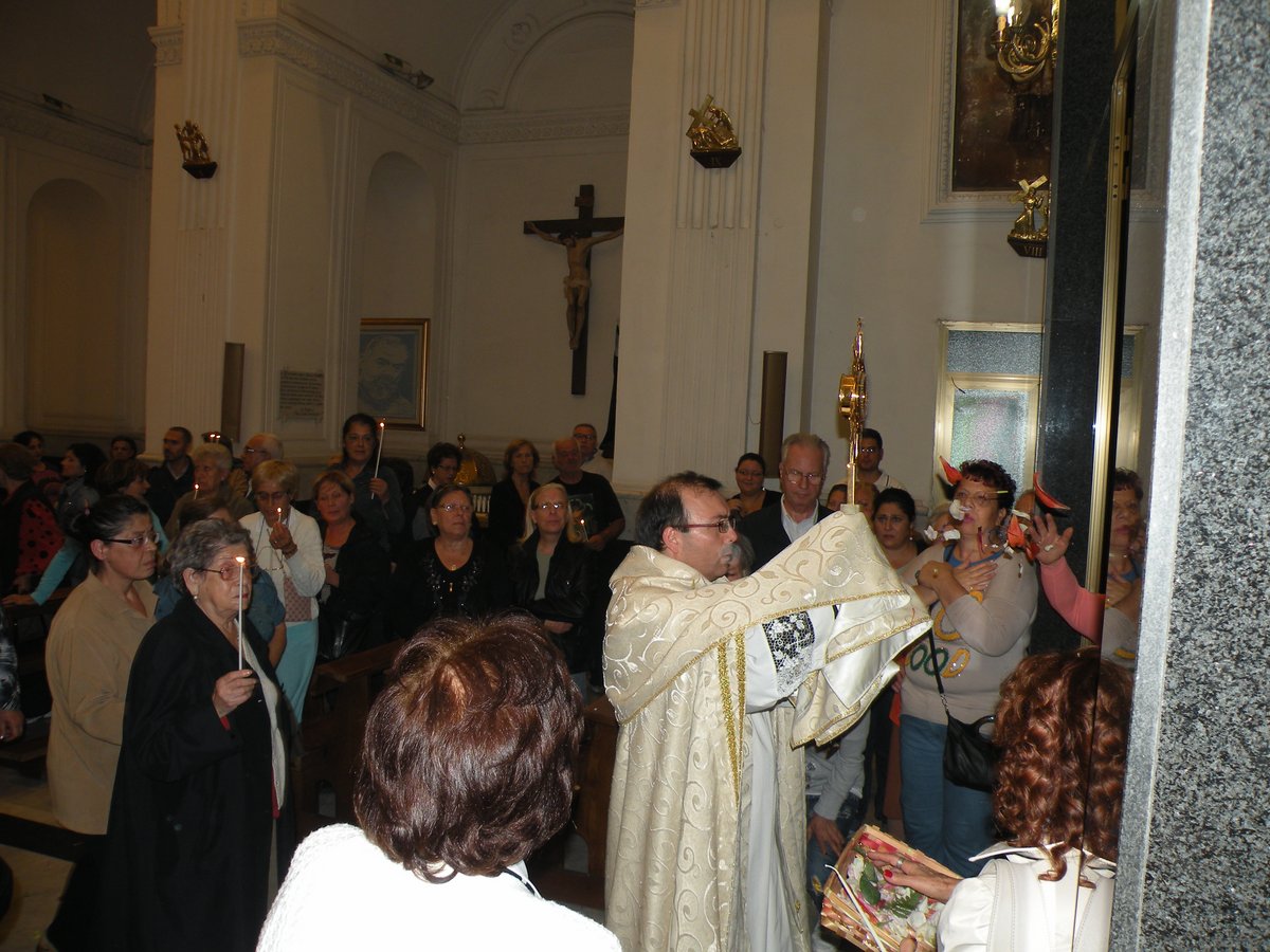 2012-venerdi-quarantore-00044.JPG