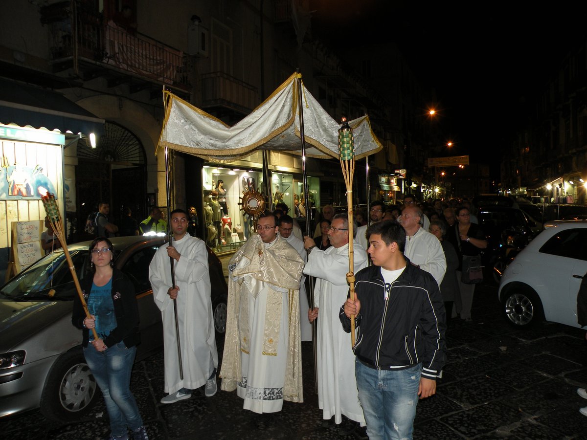 2012-venerdi-quarantore-00050.JPG