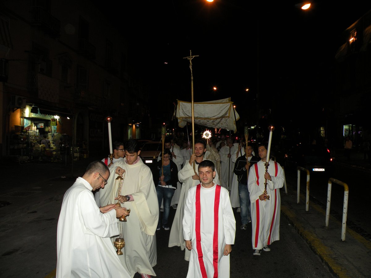 2012-venerdi-quarantore-00072.JPG