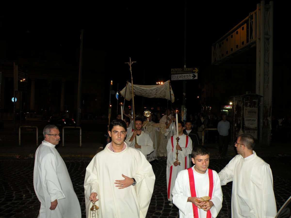 2012-venerdi-quarantore-00075.JPG