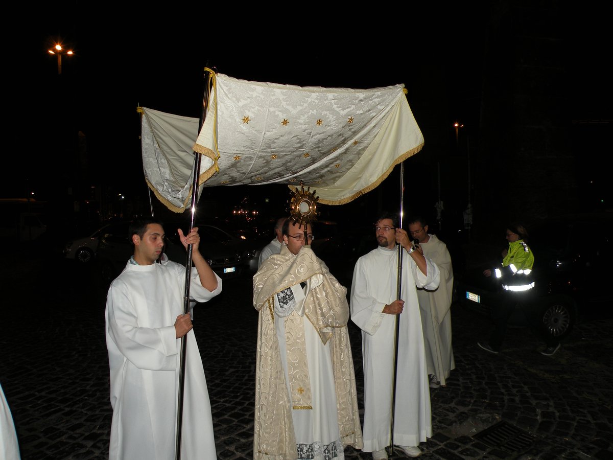 2012-venerdi-quarantore-00076.JPG