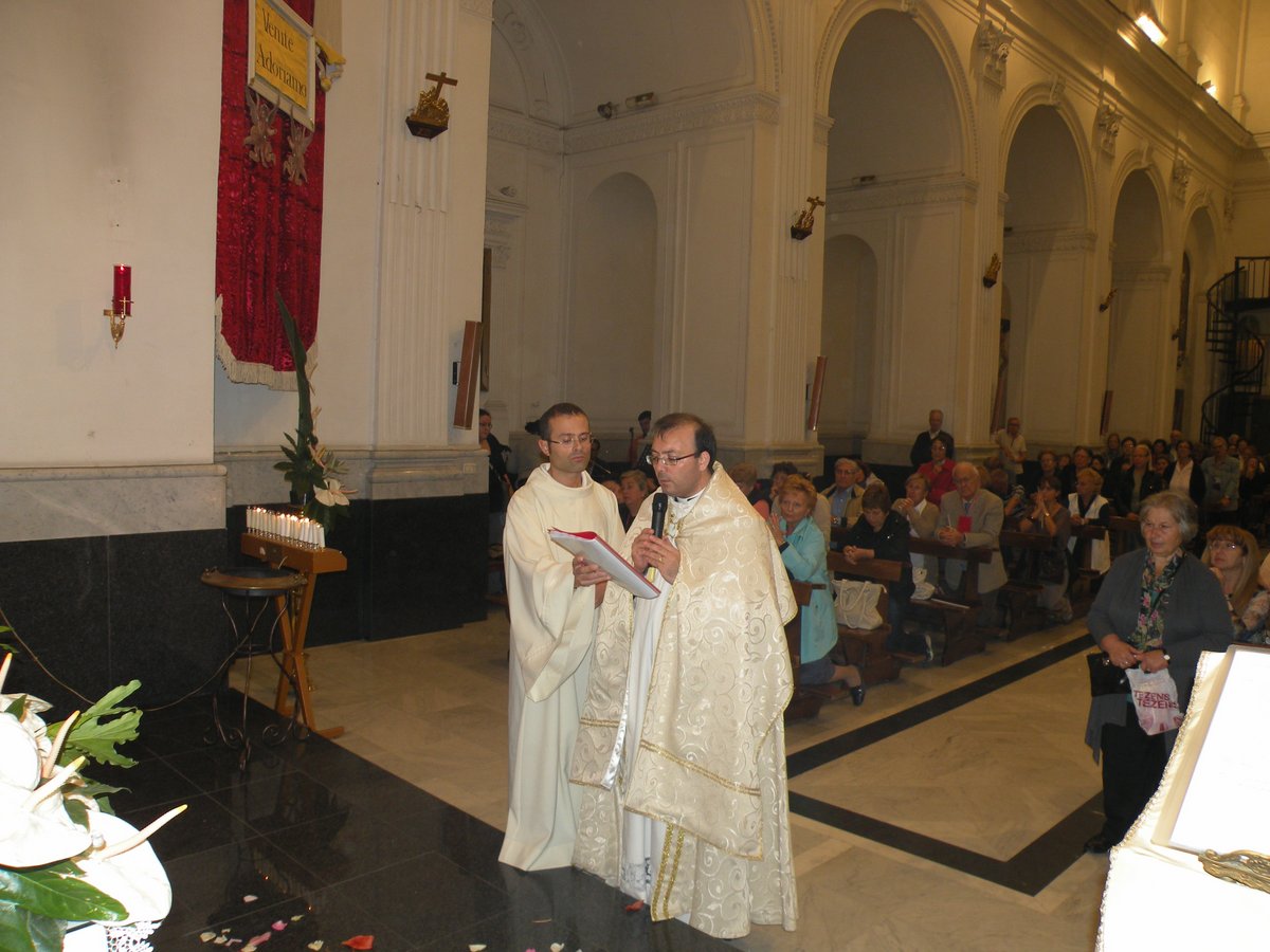 2012-venerdi-quarantore-00089.JPG